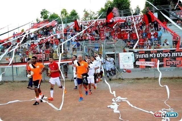 האדומים של אשדוד (אריק ז'ורנו)